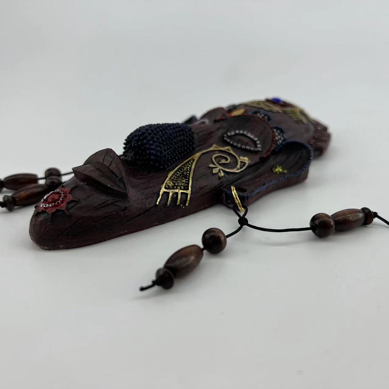 African Style Ornaments South Africa Kenya Creative Mask Pendant Hand-painted Resin Handicraft Decorative Ornaments acacuss