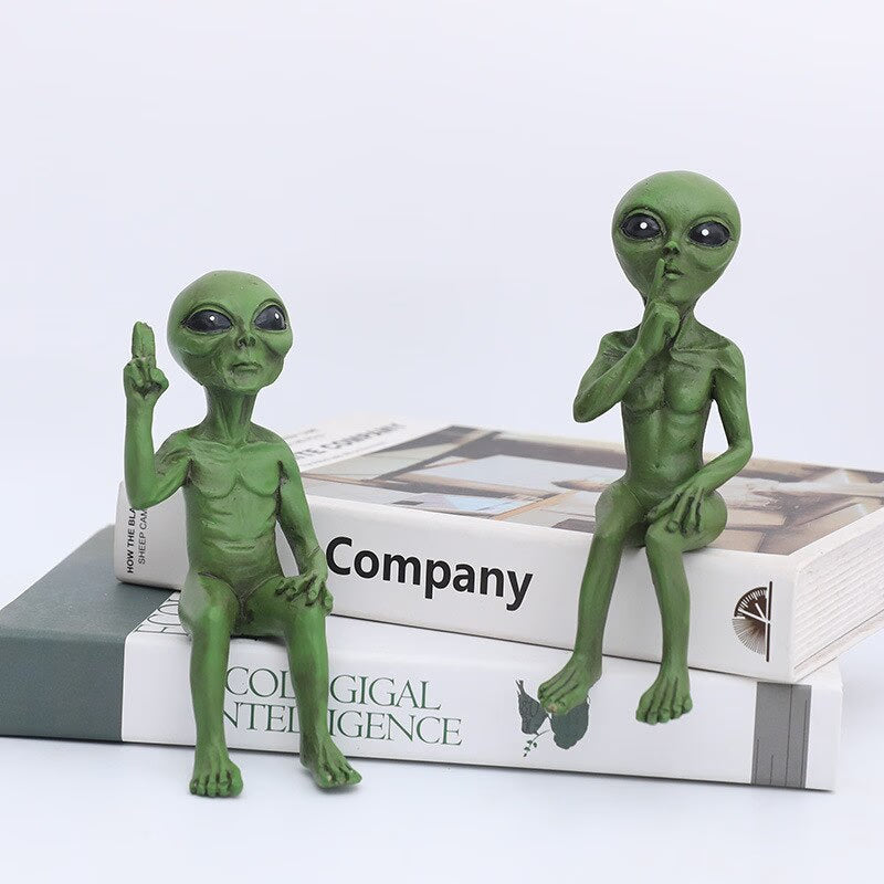 Alien Statue Outdoor Space Alien Ornaments Garden Resin Statue Figurine Home Decoration Garden Yard Decoration Miniatures acacuss