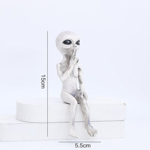 Alien Statue Outdoor Space Alien Ornaments Garden Resin Statue Figurine Home Decoration Garden Yard Decoration Miniatures acacuss