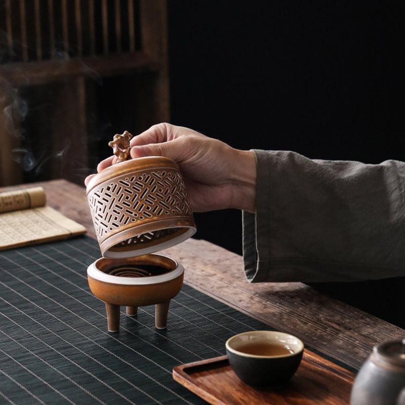 Antique indoor ceramic incense burner sandalwood burner Chinese ancient Zen home decoration incense burner censer acacuss
