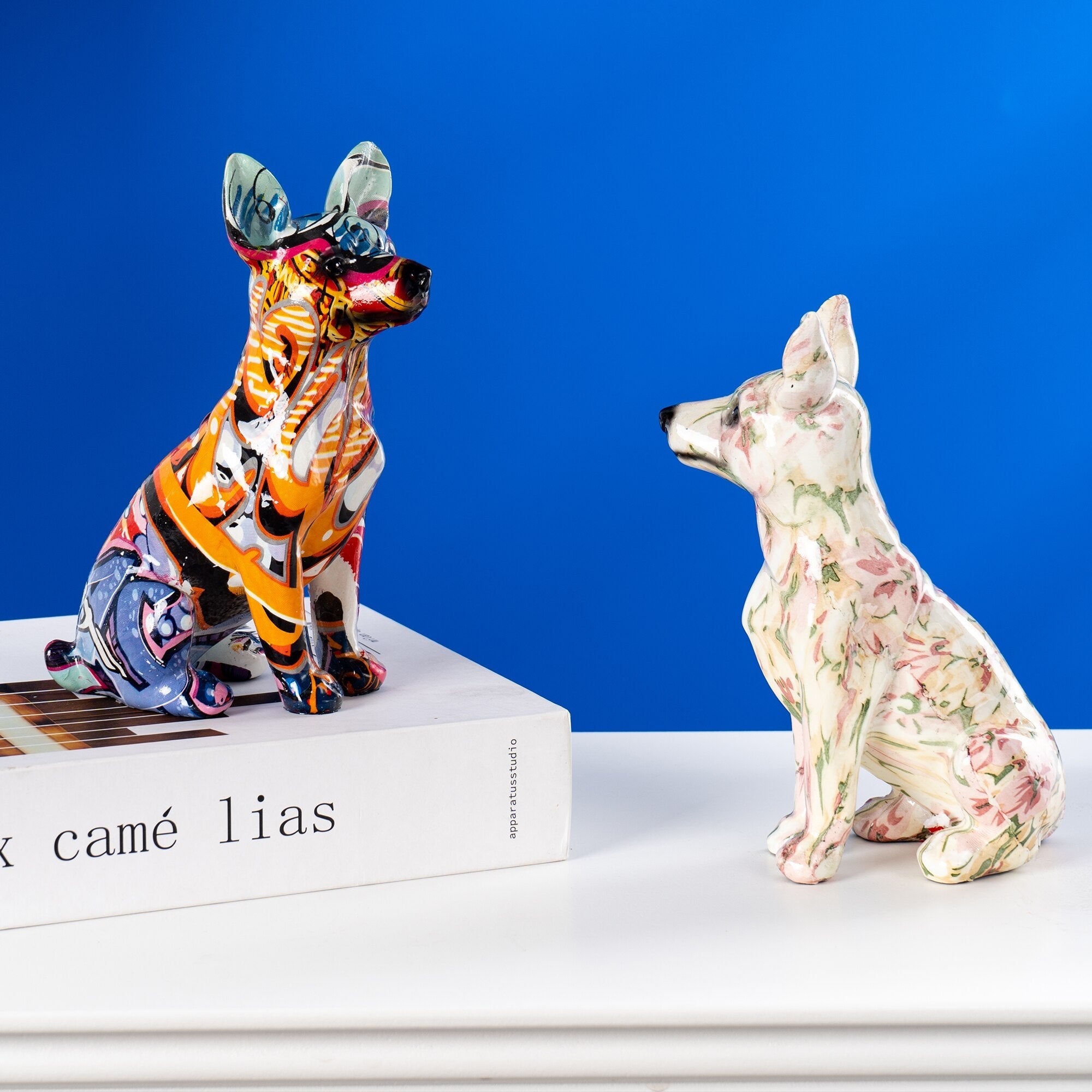 Art Graffiti  Creativity Modern Colorful Bigger Chihuahua Statue Wholesale Office Ornaments Printing Resin Dog Home Decor Crafts acacuss