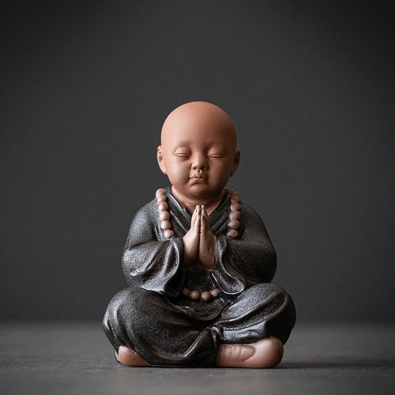 Black Pottery Buddhist Monks Miniature Figurines Buddha Statue Sculpture Fairy Ornaments Meditation Home Garden Docor Decoration acacuss