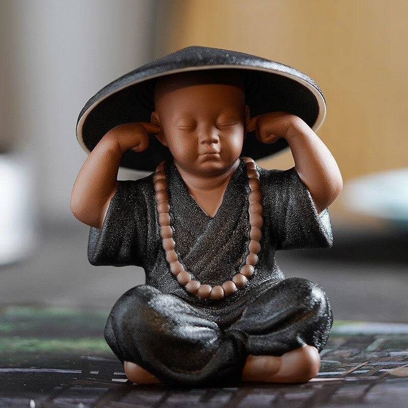 Black Pottery Buddhist Monks Miniature Figurines Buddha Statue Sculpture Fairy Ornaments Meditation Home Garden Docor Decoration acacuss