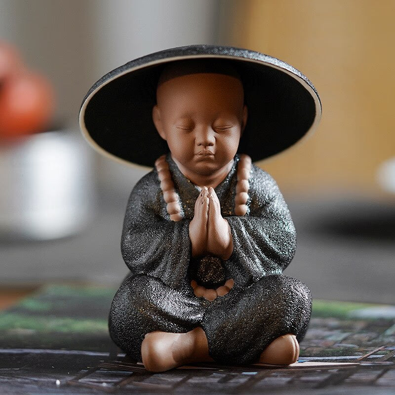 Black Pottery Buddhist Monks Miniature Figurines Buddha Statue Sculpture Fairy Ornaments Meditation Home Garden Docor Decoration acacuss