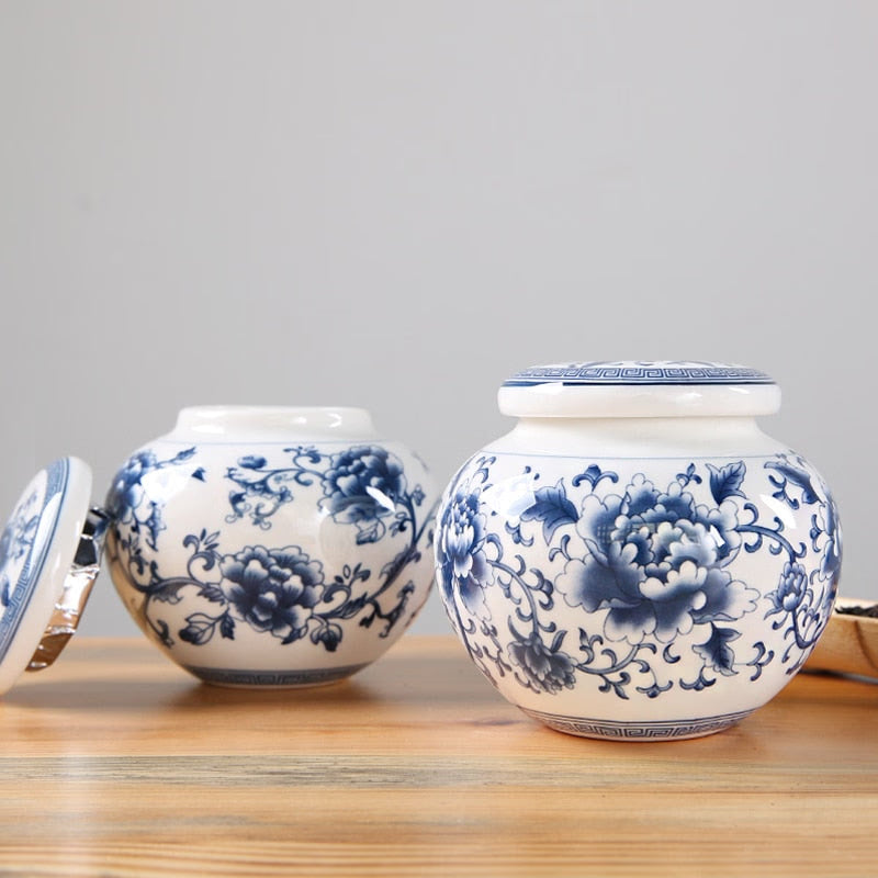 Blue and White Porcelain Tea Caddy Ceramic Storage Tank Moisture Proof Sealed Tank Small Tea Container Tea Box Candy Jar Tea Can acacuss