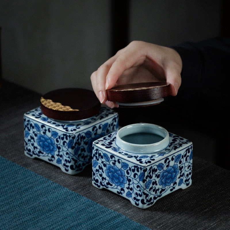 Blue and White Tea Caddy Ceramic Airtight Jar Wooden Cover Moisture Proof Tea Box Tea Container Candy Jar Food Organizer Tea Can acacuss
