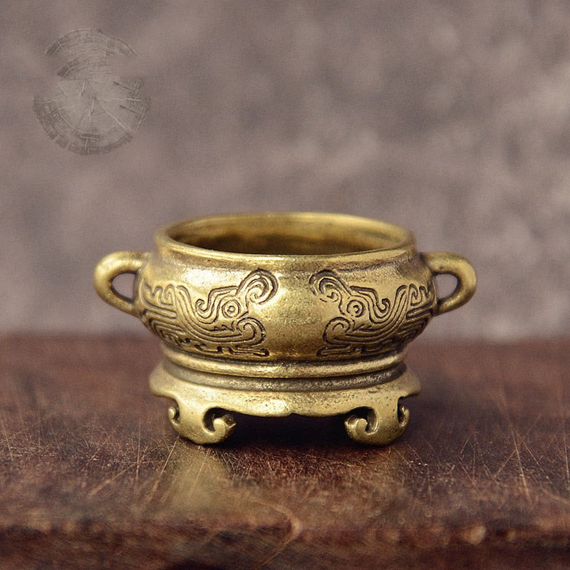 Brass Pocket Lotus Nine Tripod Incense Burner Hollow Incense Offering Coffee Table Ornaments Mini Incense Burners Copper acacuss