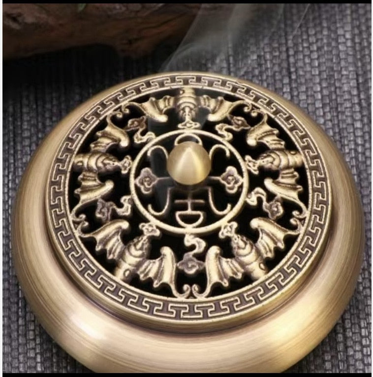 Brass Pocket Lotus Nine Tripod Incense Burner Hollow Incense Offering Coffee Table Ornaments Mini Incense Burners Copper acacuss