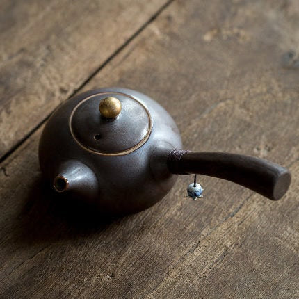 Ceramic kyusu teapot with wooden Side handle I Japanese Ceramic Teapot acacuss