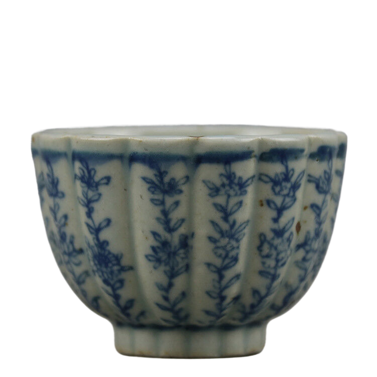 Chinese Old Blue and White Flower Pattern Lotus-Mouth Porcelain Tea/wine Cup Desk Decoration Home Decor acacuss