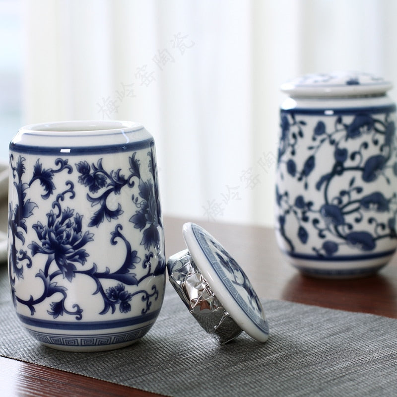 Chinese Palace Blue and White Porcelain Tea Caddy Portable Ceramics Sealed Containers Travel Tea Bag Storage Box Coffee Canister acacuss
