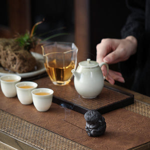 Chinoiserie Gift Ceramics Purple Clay Pottery Monkey King Sun Wukong Monkey Incense Sticks Craft Aromatherapy Tea Pet Desk Decor acacuss