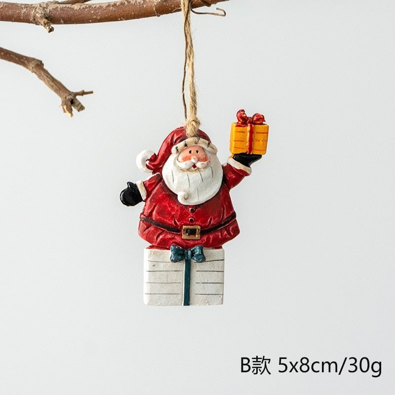 Christmas Decoration Crafts Small Resin Pendant Cute Horse Reindeer Pattern Design Xmas Tree Pendant Christmas Tree Decorations acacuss