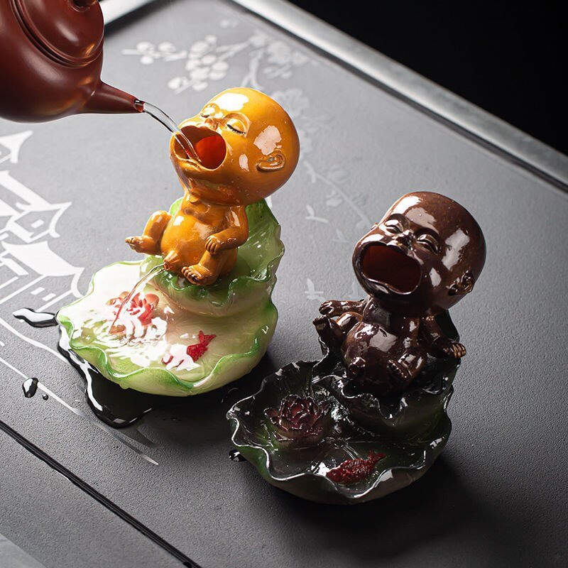 Color Changing Creative Tea Pet Supportable Kung Fu Tea Utensils Boutique Pee BoyFun Water Spray Tea Table PersonalityDecoration acacuss