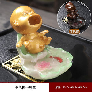 Color Changing Creative Tea Pet Supportable Kung Fu Tea Utensils Boutique Pee BoyFun Water Spray Tea Table PersonalityDecoration acacuss