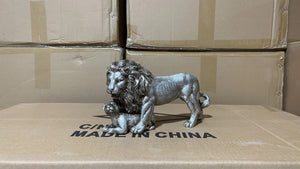 Creative European Figurine Golden Lion Ornament Resin Craft Home Decorations Office Table Restaurant Decorative Accessories acacuss