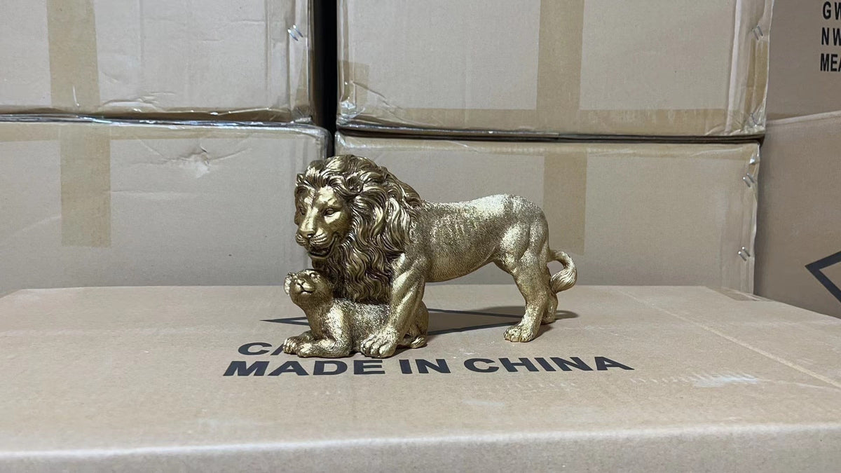 Creative European Figurine Golden Lion Ornament Resin Craft Home Decorations Office Table Restaurant Decorative Accessories acacuss