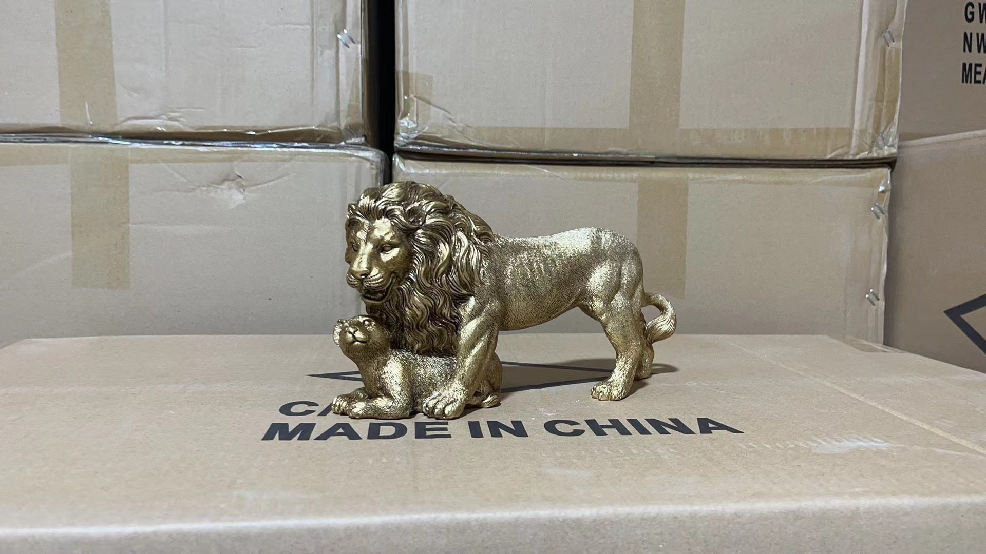 Creative European Figurine Golden Lion Ornament Resin Craft Home Decorations Office Table Restaurant Decorative Accessories acacuss