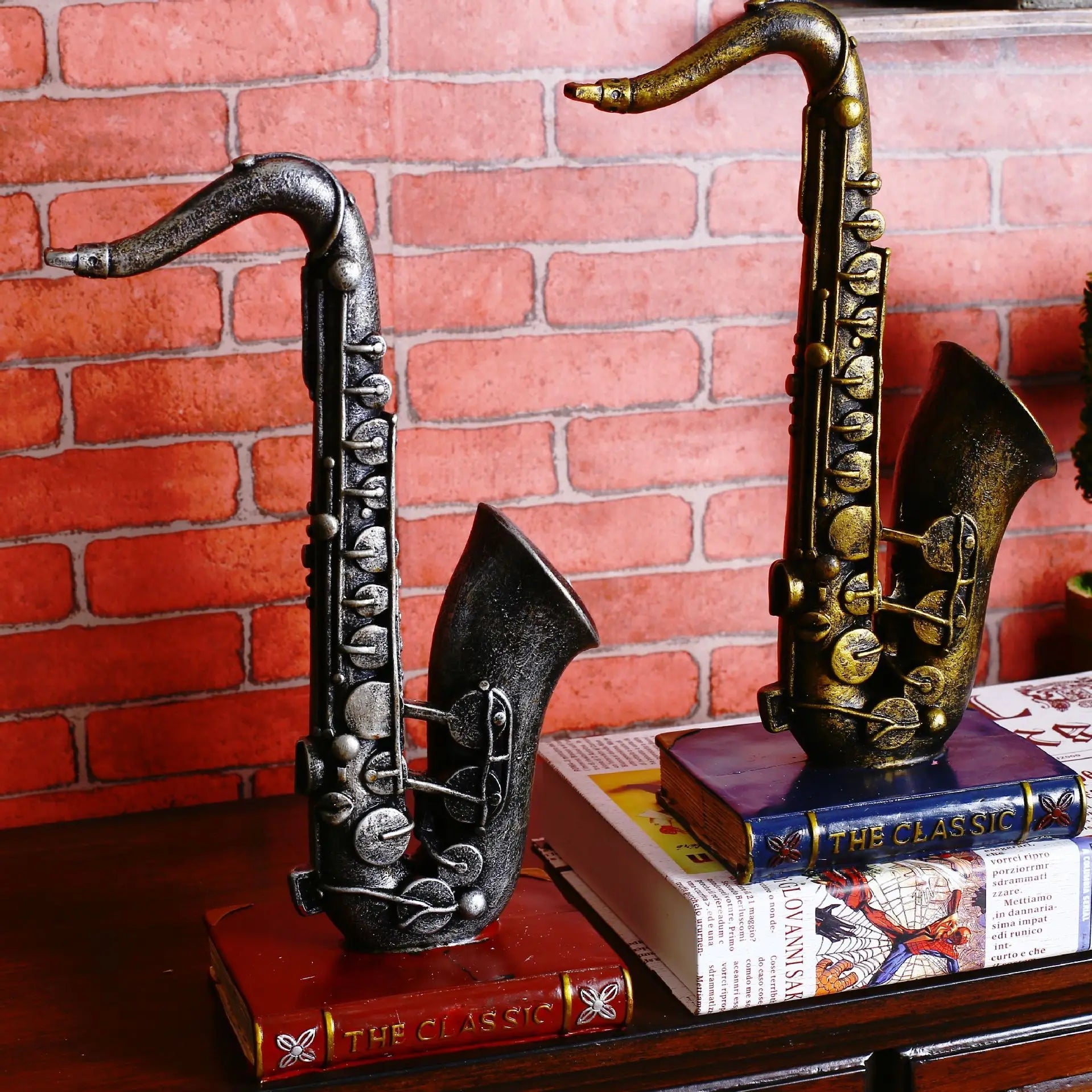 Creative Home Decor Furnishings Modern Model Retro Musical Instrument Ornaments Resin Crafts Saxophone  Gift acacuss