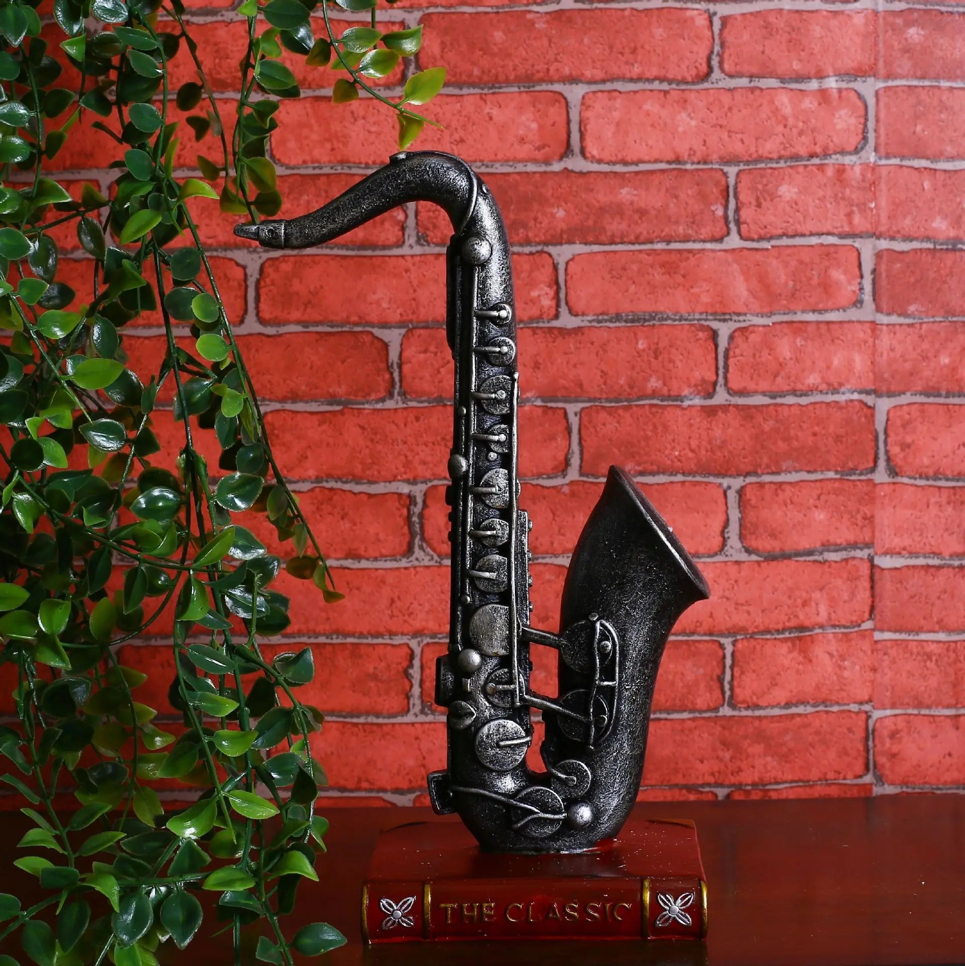Creative Home Decor Furnishings Modern Model Retro Musical Instrument Ornaments Resin Crafts Saxophone  Gift acacuss