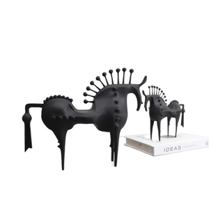 Creative Horse Statue Resin Figures Modern Home Living Room Decoration Abstract Figure Arrangement Bookshelf Decoration acacuss