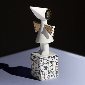 Creative New Product Monument Valley Ida Raven Statue Ceramic Hand-painted Modern Desk Decoration Decoration Living Room Home acacuss