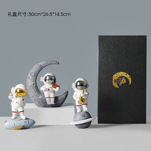 Creative Resin Astronaut Sculpture Ornament Home Living Room Bookcase Ornament Desktop Decoration Crafts Gifts for Children acacuss