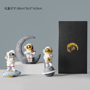 Creative Resin Astronaut Sculpture Ornament Home Living Room Bookcase Ornament Desktop Decoration Crafts Gifts for Children acacuss