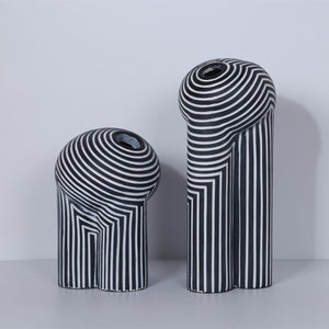 Creative Resin Crafts Black and White Stripes Art Vase Table Decoration Living Room Decoration Abstract Flower Home Decorations acacuss