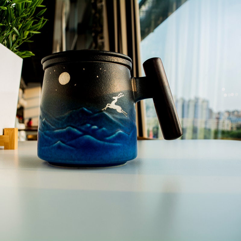 Cute Deer Ceramic Tea Mug with Infuser and Lid Coffee Mug with Strainer and Wooden Handle 430ml Ceramic tea separation cup with lid acacuss