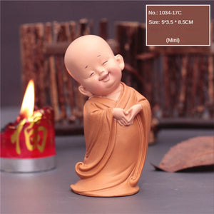 Cute Small Monk Status Figurines Religion Buddha Resin Crafts Desk Miniatures Ornaments Accessories Home Decor Car Decoration acacuss