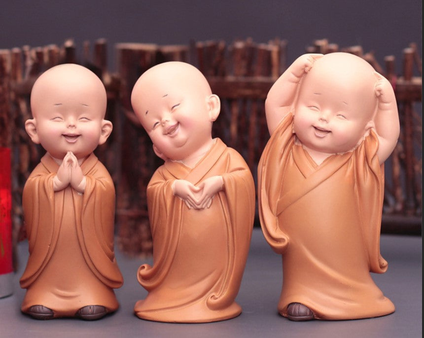 Cute Small Monk Status Figurines Religion Buddha Resin Crafts Desk Miniatures Ornaments Accessories Home Decor Car Decoration acacuss