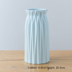 Dark Blue Vase acacuss