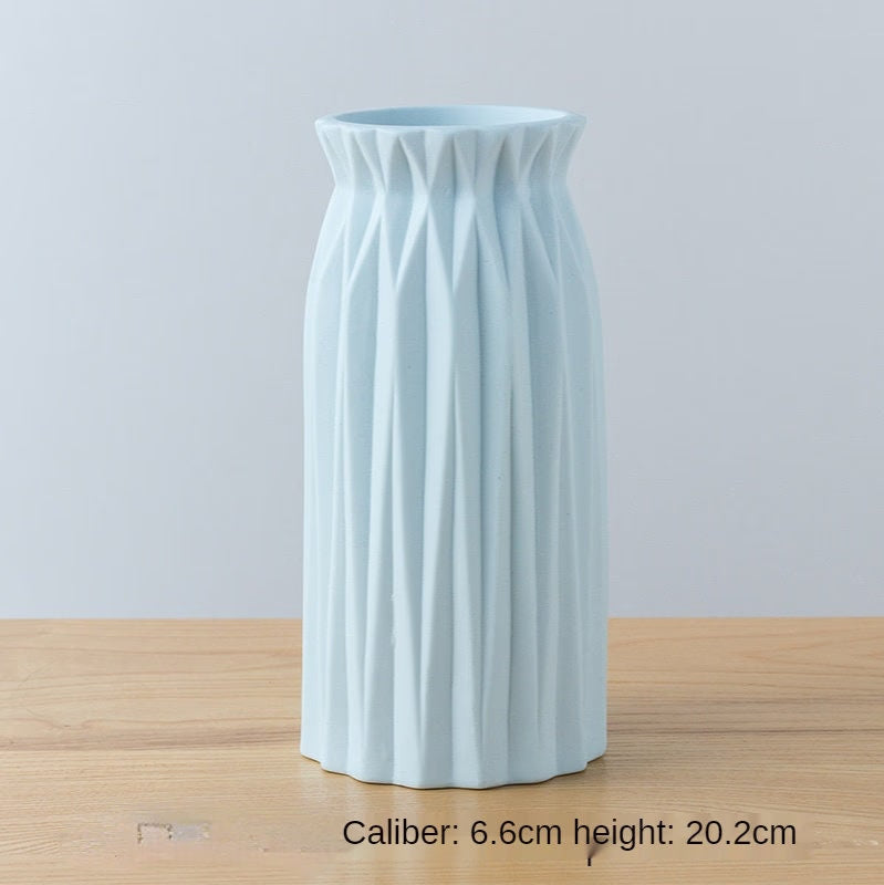 Dark Blue Vase acacuss