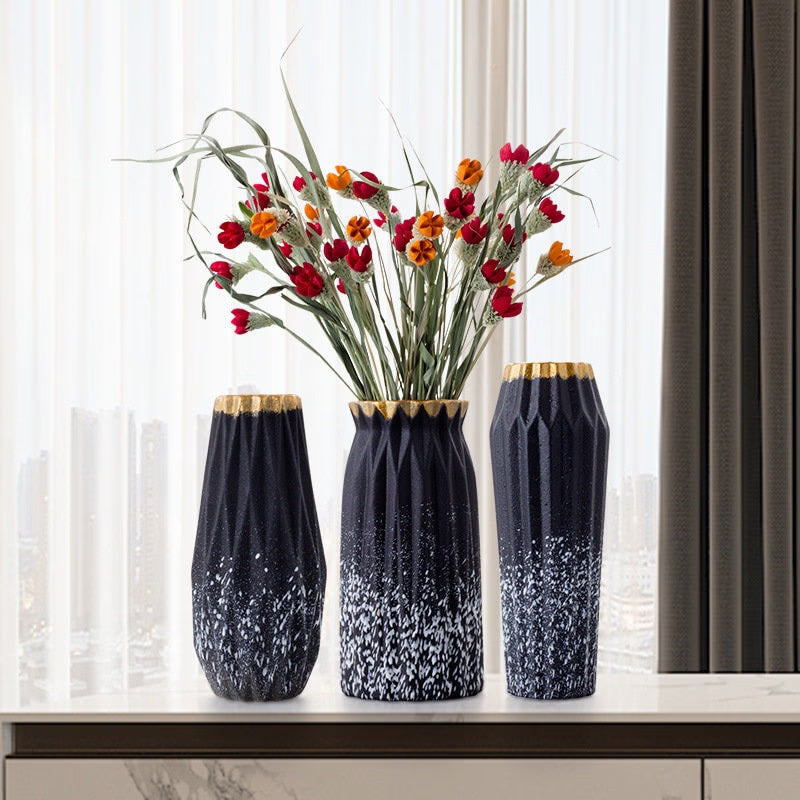 Dark Blue Vase acacuss
