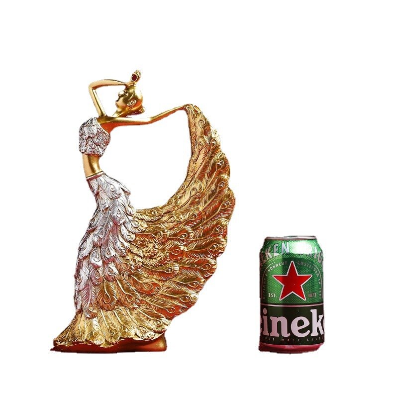 European creative Peacock dance resin handicraft decoration wedding room living room TV cabinet porch luxury decoration acacuss