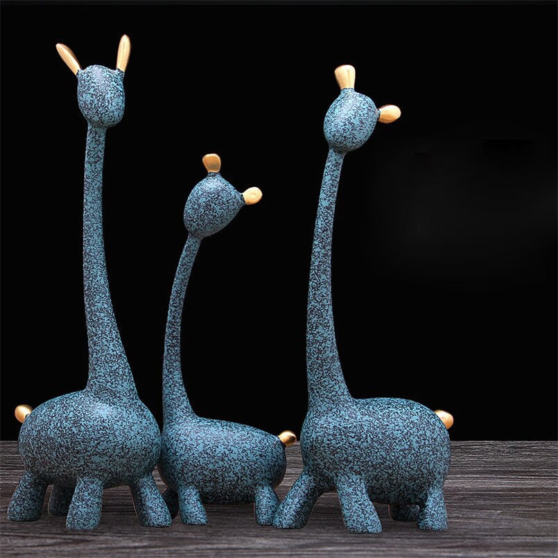 Figurine Decorative Resin Statue For Home Decoration European Creative Wedding Gift Giraffe Statues Home Decor Sculpture acacuss