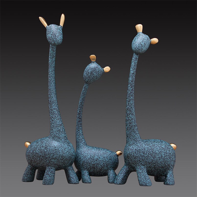 Figurine Decorative Resin Statue For Home Decoration European Creative Wedding Gift Giraffe Statues Home Decor Sculpture acacuss