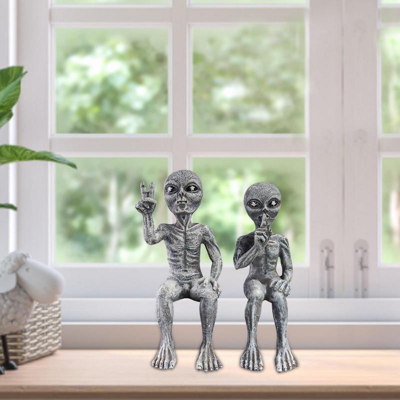 Garden Statue UFO Indoor Outdoor Garden Decor,Resin Alien Statues 2pcs,Desktop Figurine Ornaments for Bookshelf Cabine Figure acacuss