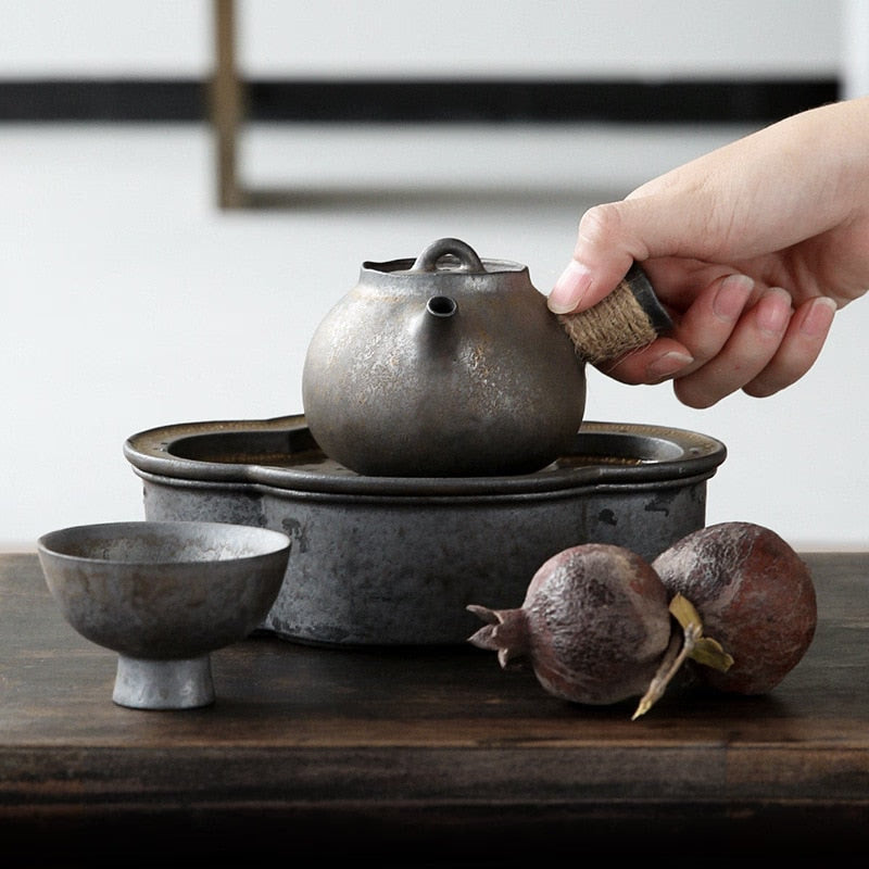 Gilt Iron Glaze Teapot Japanese Style Vintage Ceramic Mini Kung Fu Tea Set Teapot Portable 200ml Single Tea Pot Office Household acacuss