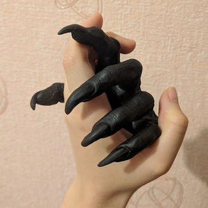 Gothic Witch's Hand Statues Creative Resin Ornament Aesthetic Wall Keys Hanging Rack Bag Hangers Wall Art Sculptures Home Decor acacuss