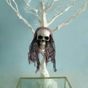 Halloween Hanging Skull Head Ghost Halloween Decoration Haunted House Horror Props Ornament Home Bar Decor Party Pendant acacuss