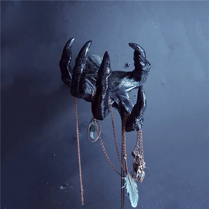 Halloween The Witchs Hand Wall Hanging Features Collection Universal Hook Home Decoration for Necklace Pendant Jewelry Ornament acacuss