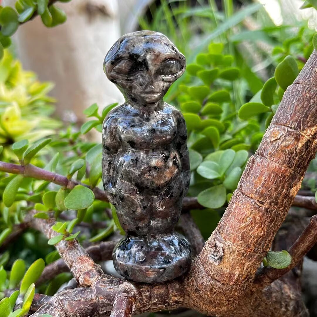 High-quality obsidian 、Yooperlite Alien Skulls Stone Carving Figurine Healing Crystal Statue Home Decoration Gemstone Craft Gift acacuss