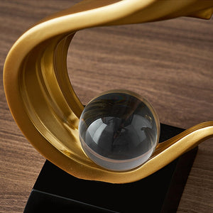 Home Decor Modern Light Luxury Living Room Decor Ornaments Resin Statue Crystal Ball Abstract Model Crafts Desktop Ornaments acacuss