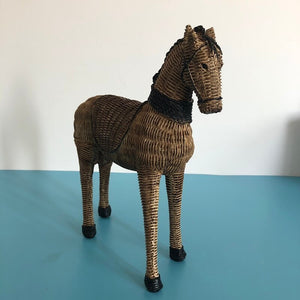 Horse Resin Statue Rattan Weaving Pattern Simulation Animal Modern Art Decoration Study Tv Cabinet Wine Cabinet Sculpture Craft acacuss