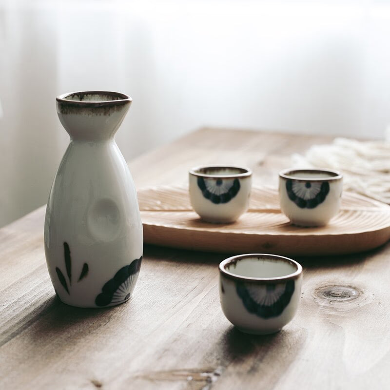 Japanese ceramic wine set Hotel restaurant small wine set Bar tool Sake flagon acacuss