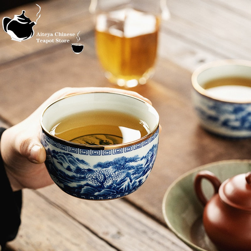 Jingdezhen hand-painted blue and white landscape master cup inlaid with gold ceramic kung fu tea set, tea cup, high-end tea bowl acacuss