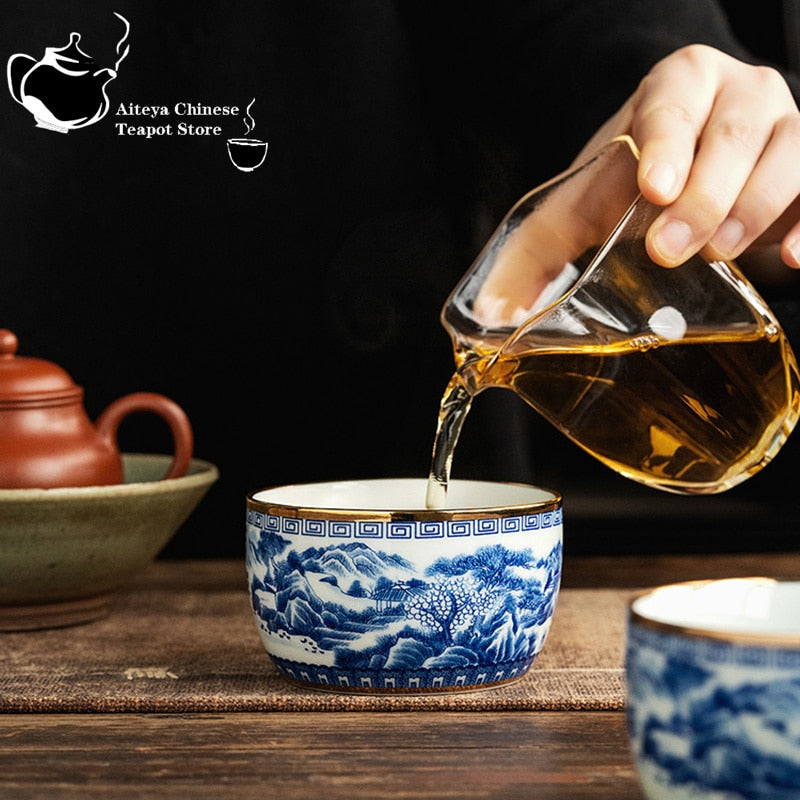 Jingdezhen hand-painted blue and white landscape master cup inlaid with gold ceramic kung fu tea set, tea cup, high-end tea bowl acacuss