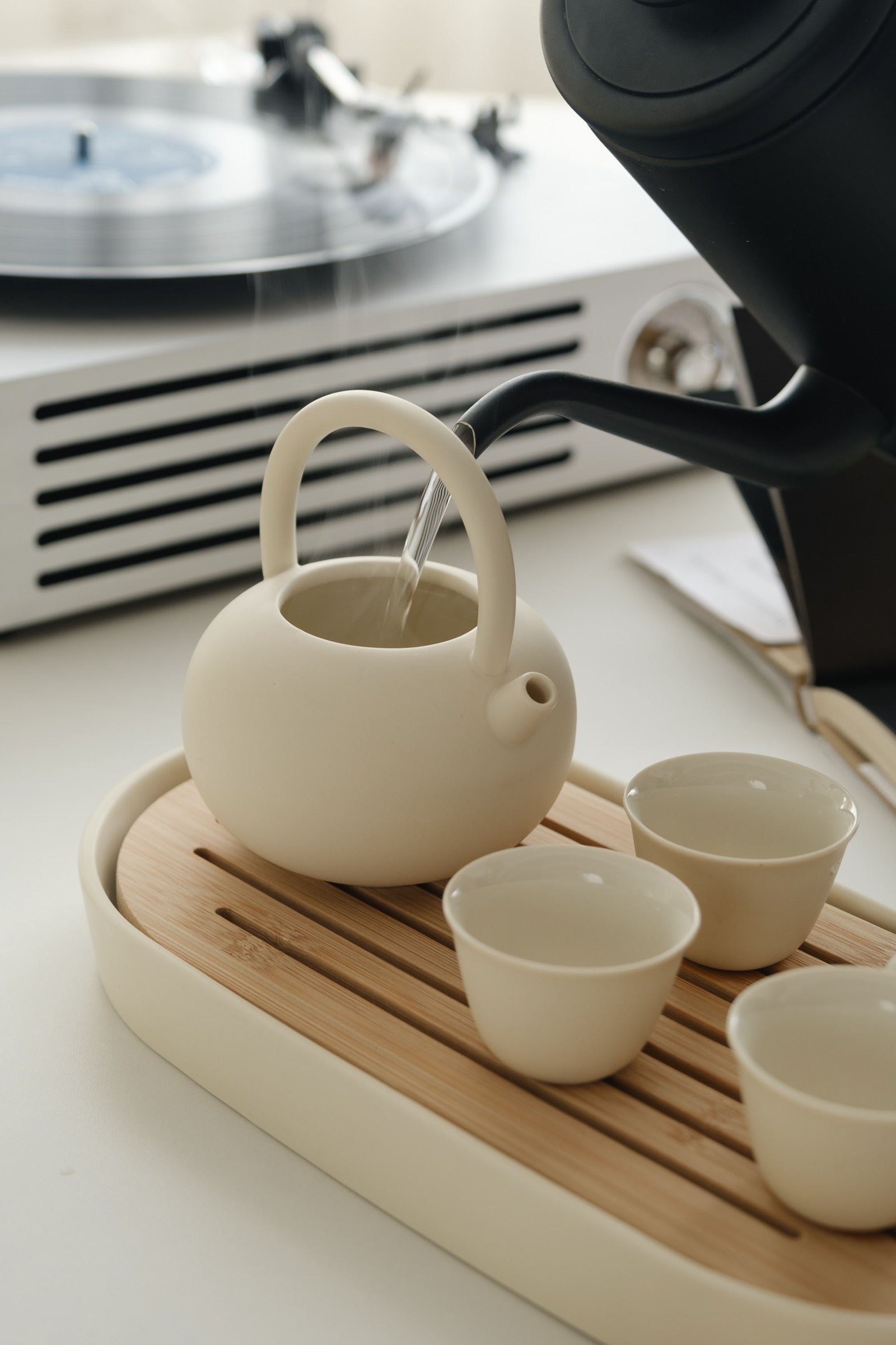 Kungfu Tea Set With Loop Handle Infuser,Warm Matte Cream Glaze,With Bamboo Serving Tray,Birthday/Party Gifts acacuss